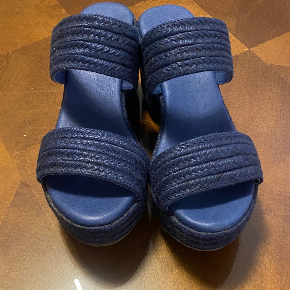 Chocolat Blu Navy Platform Sandals - Picture 2 of 5